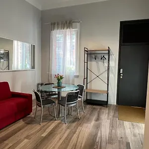 https://fiori-3-appartmentssuite.italymilanhotels.net